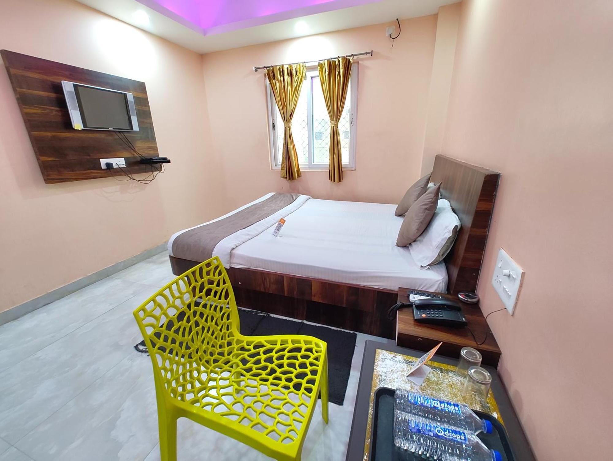 "Hotel Aradhya Puri"- Luxur- Room With Sea-View - Prime Location With Parking Facilities - Best Hotel In Пури Экстерьер фото